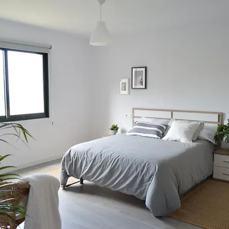 Os Faros Pisos Turisticos 公寓 Arou