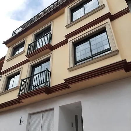 Apartment Os Faros Pisos Turisticos Arou