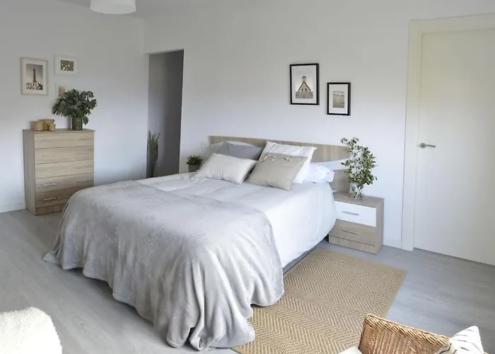 Os Faros Pisos Turisticos شقة *