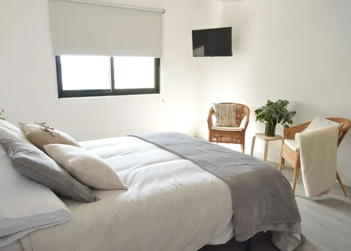 아파트 Os Faros Pisos Turisticos *