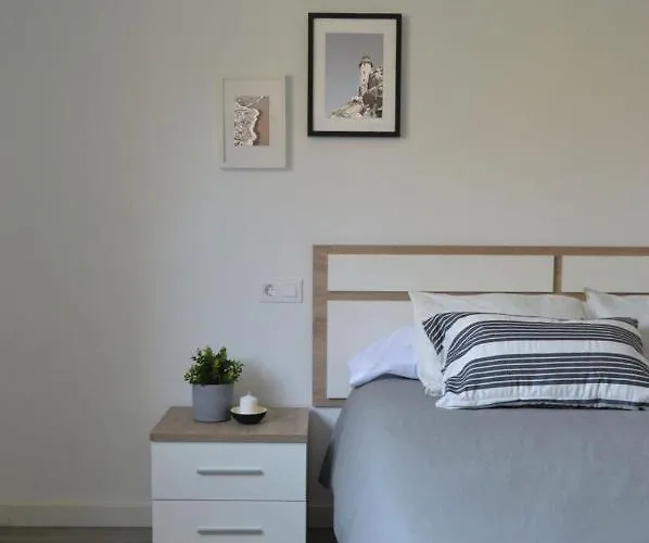 Os Faros Pisos Turisticos