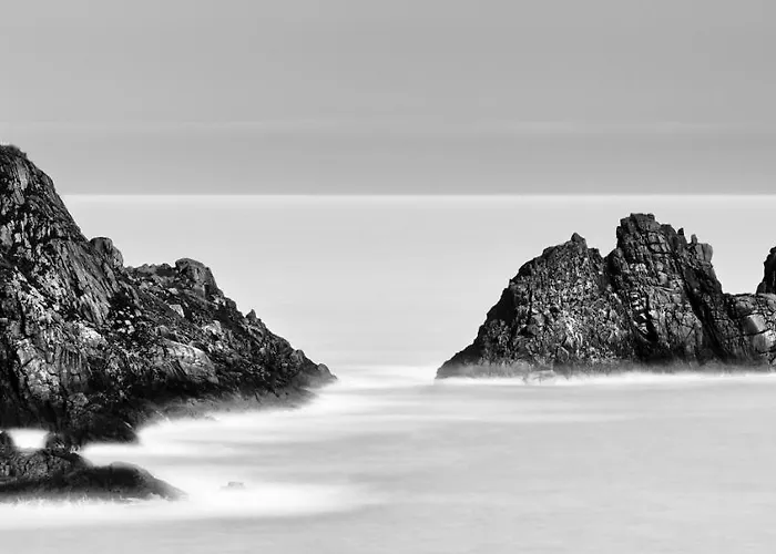 Os Faros Pisos Turisticos Arou