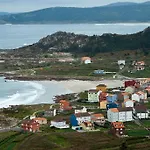 Os Faros Pisos Turisticos アパート Arou