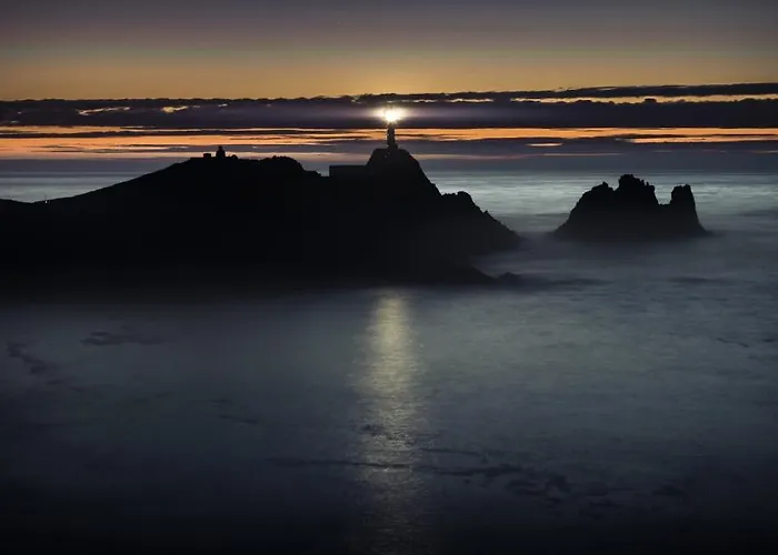 Apartament Os Faros Pisos Turisticos Arou