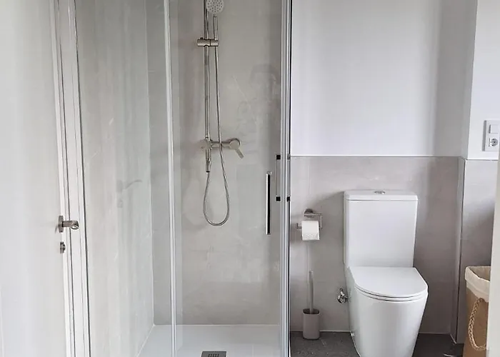 Apartament Os Faros Pisos Turisticos Arou